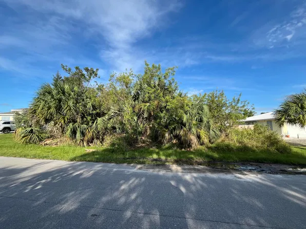 3741 SW Swope Street, Port St Lucie, FL 34953