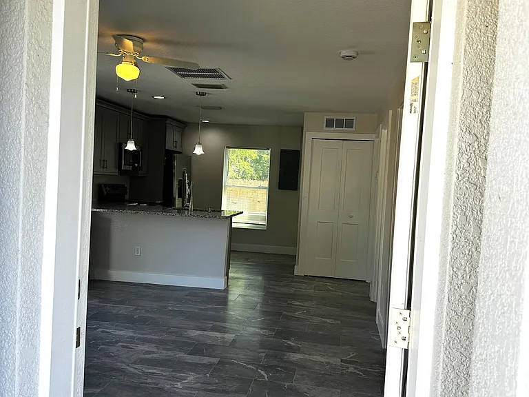 2714 Ashton Rd — Photo 4