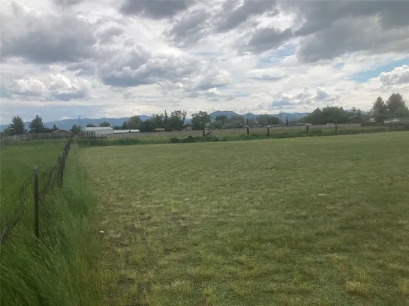 5323 Kerr Dr, Helena, MT 59602