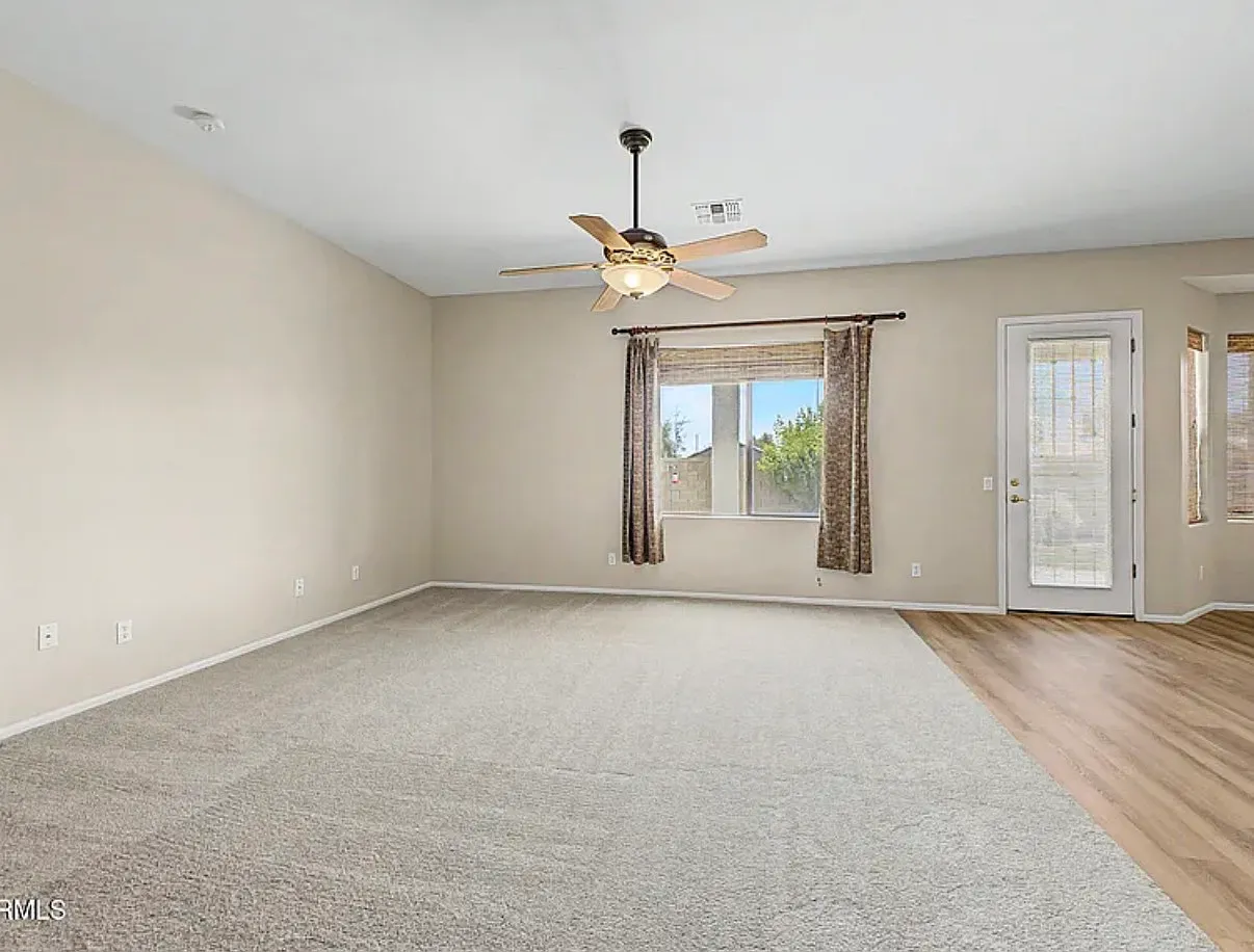 3 bed, 1738 sqft, $2,300 — Photo 3