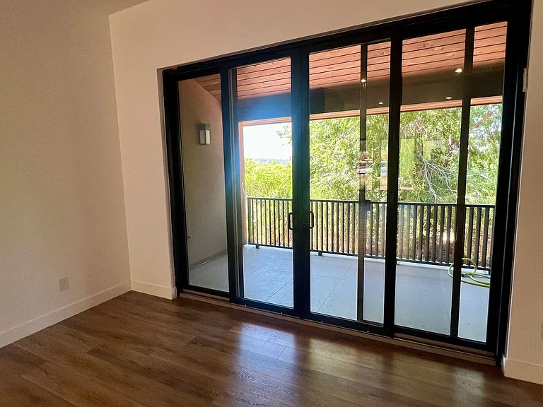 485 Windsong Dr — Photo 25