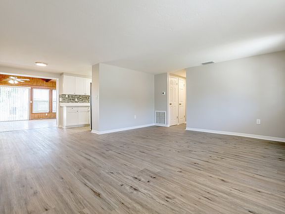 3rd image of 2908 Bucida Dr