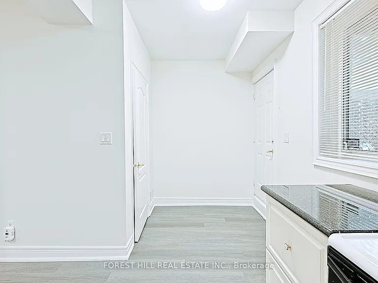 61 Fairchild Ave #BASEMENT — Photo 3