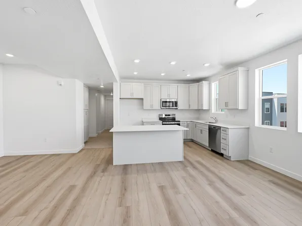 8333 S Iris Lumi Ln W #Q303, Midvale, UT 84047