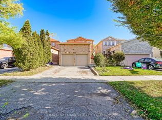 898 Rambleberry Ave, Pickering, ON L1V5X9