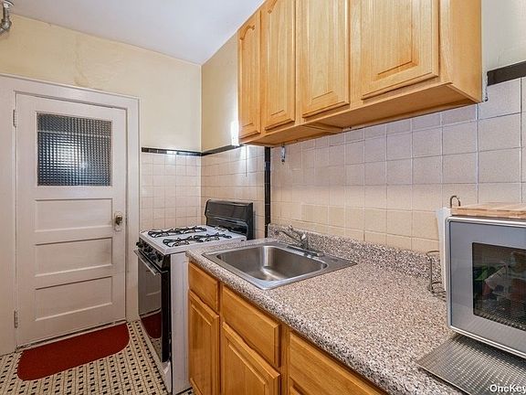 5th image of 9060 198th St