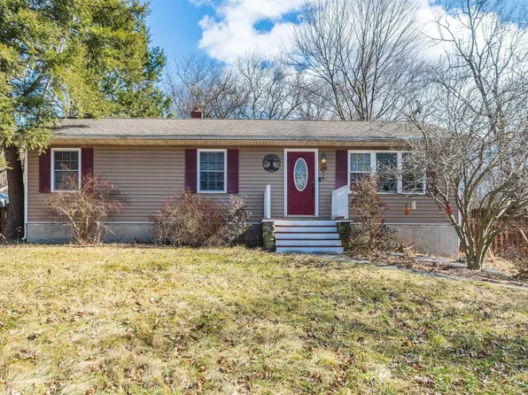 1954 NEW HACKENSACK Road, Poughkeepsie, NY 12603