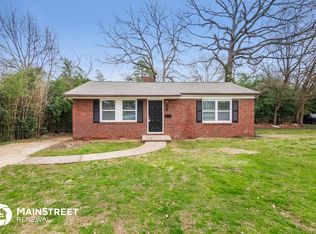 651 Reeves Ct, Charlotte, NC 28208