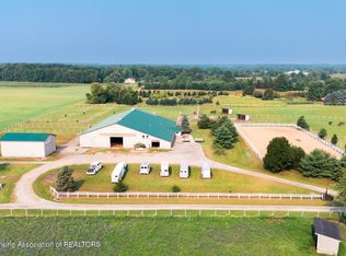 2260 Holt Rd, Williamston, MI 48895