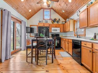 195 Towle Farm Rd, Hampton, NH 03842