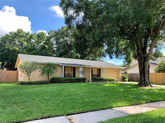 4th image of 8255 Malvern Cir