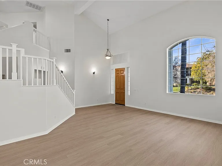 1728 Tamarron Dr — Photo 7