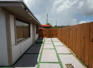 15851 SW 108th Ave, Miami, FL 33157