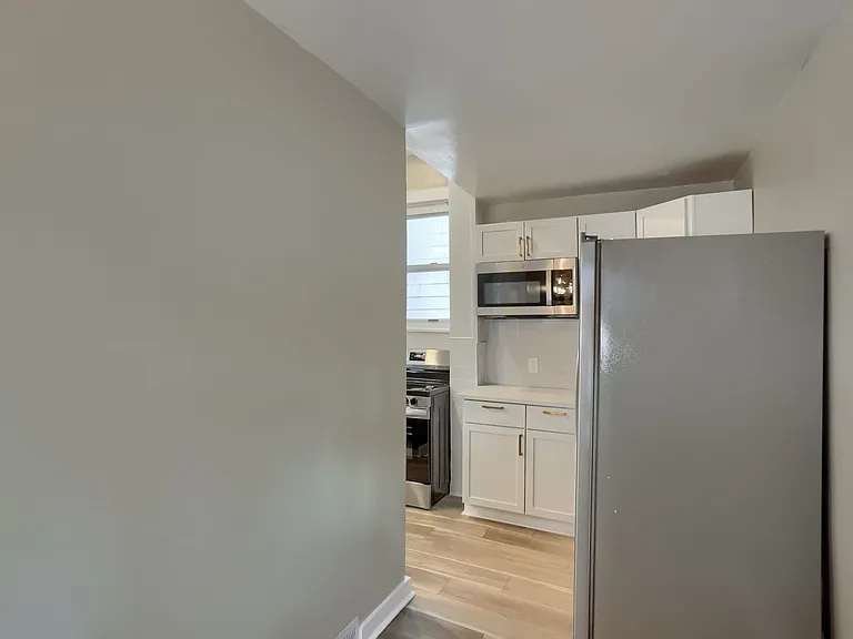 513 Grace St — Photo 20