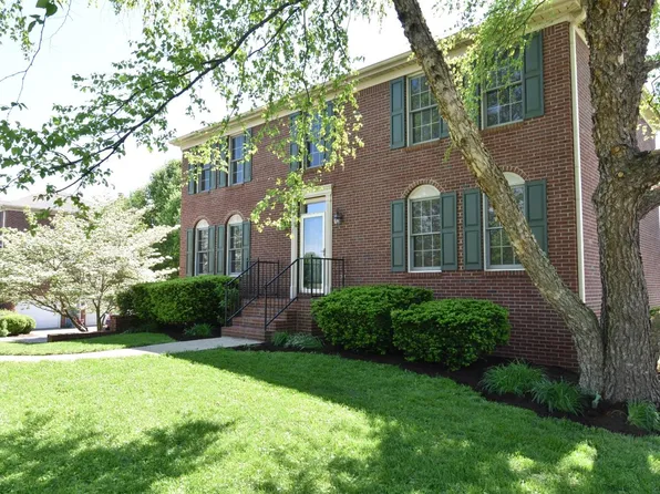 124 Sir Barton, Danville, KY 40422