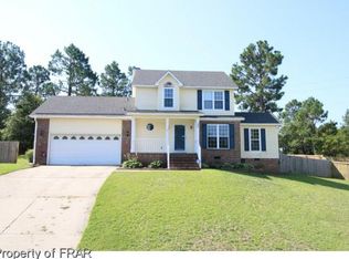 25 Yadkin Ct, Cameron, NC 28326