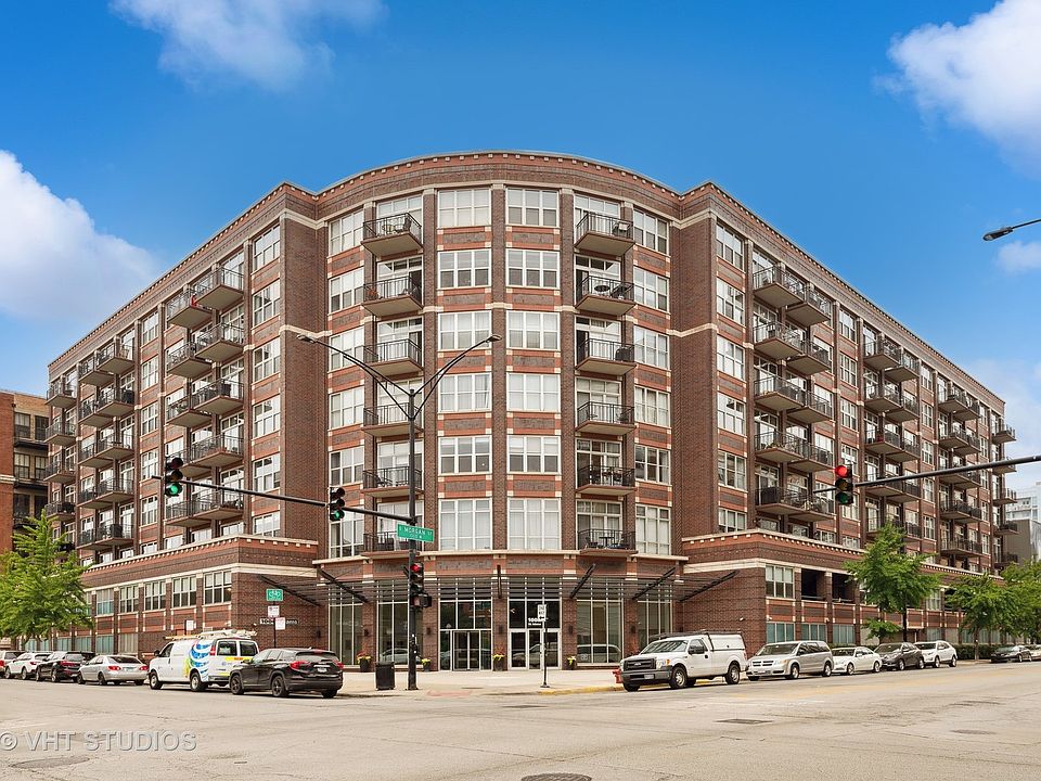1st image of 1000 W Adams St APT 403