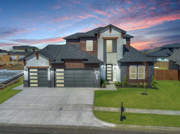 6305 NW 153rd St, Edmond, OK 73013