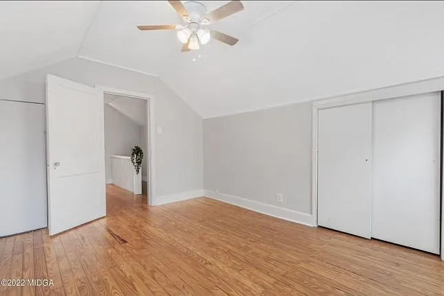 322 Pio Nono Ave — Photo 9