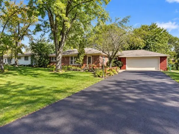 1S155 Euclid Ave, Villa Park, IL 60181