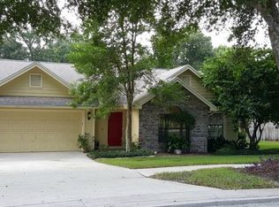 2126 Majestic Woods Blvd, Apopka, FL 32712