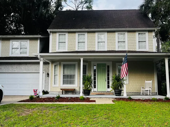 237 W Commons Dr, Saint Simons Island, GA 31522