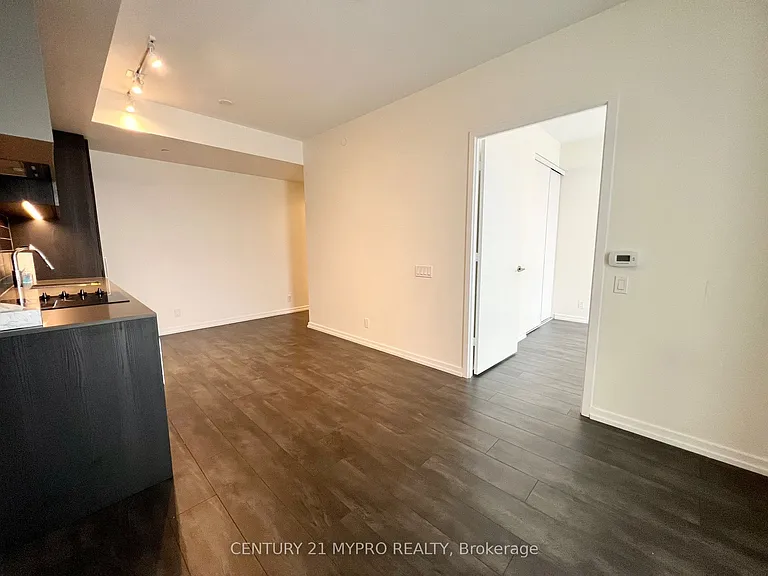 1000 Portage Pkwy #1202 — Photo 5