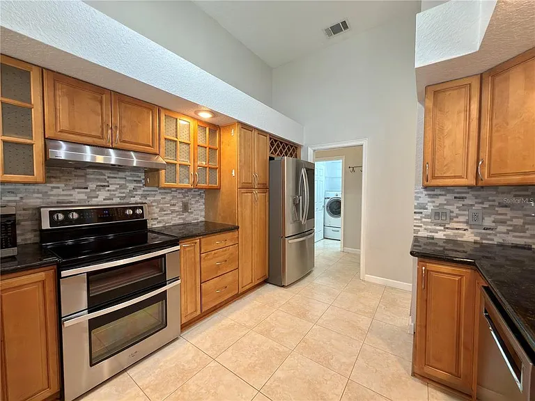 10341 Cypress Isle Ct — Photo 16