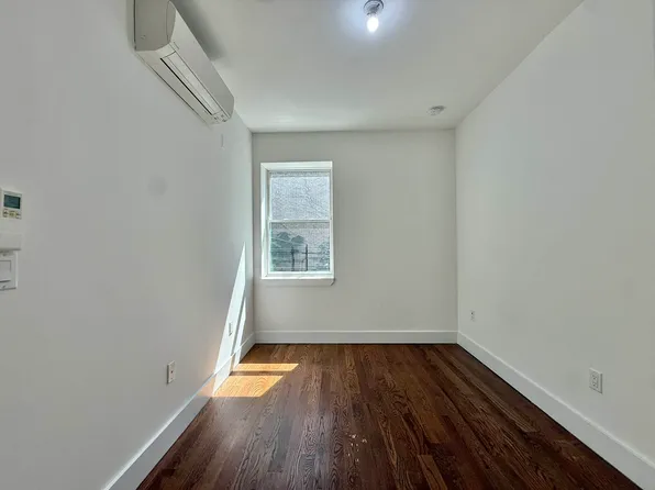 2514 Cortelyou Road image 12 of 14