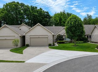 8116 Hawkcrest Dr, Grand Blanc, MI 48439