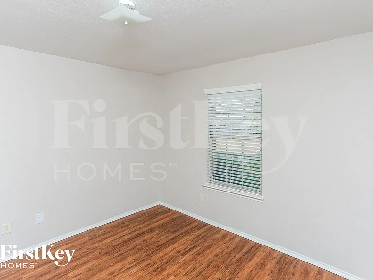 1221 Koto Wood Dr — Photo 9