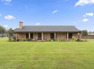916 Prairie Ct, Lake Charles, LA 70605