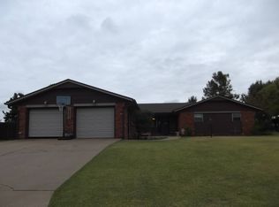 1807 Skyview Dr, Alva, OK 73717