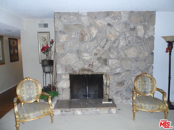 4th image of 4088 Athenian Way