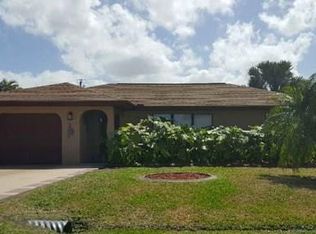 2452 SE Gilbert Ave, Port Saint Lucie, FL 34952