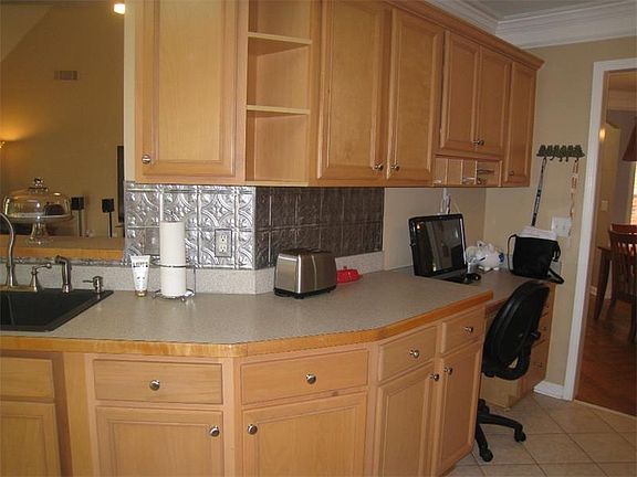 5th image of 3995 Butler Springs Dr