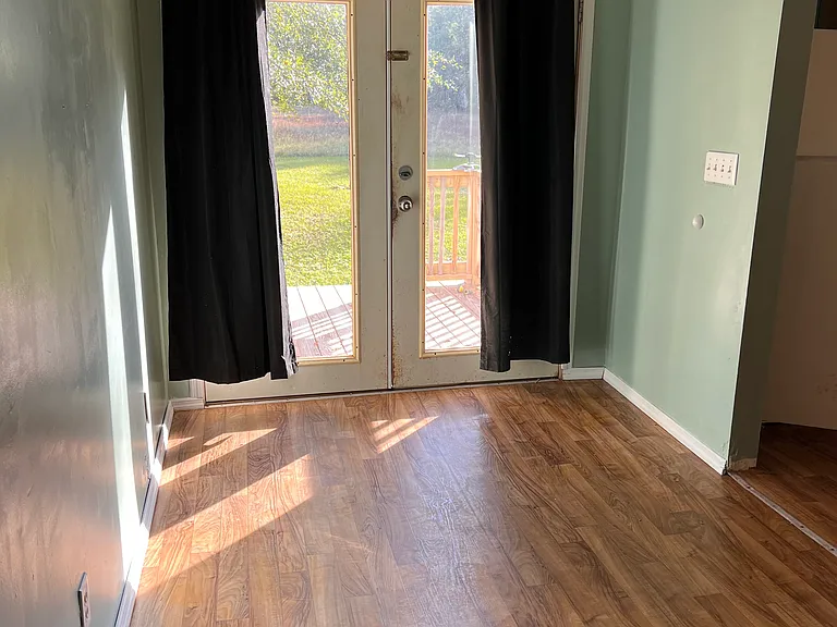 Moore Dr — Photo 6