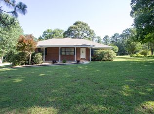 149 Temple Rd, Petal, MS 39465