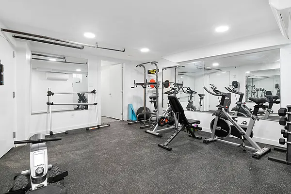 Rented by Compass | media 20