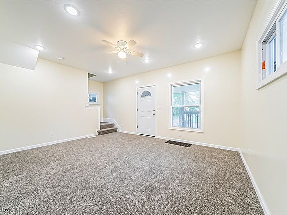 3rd image of 291 Marseilles Ave
