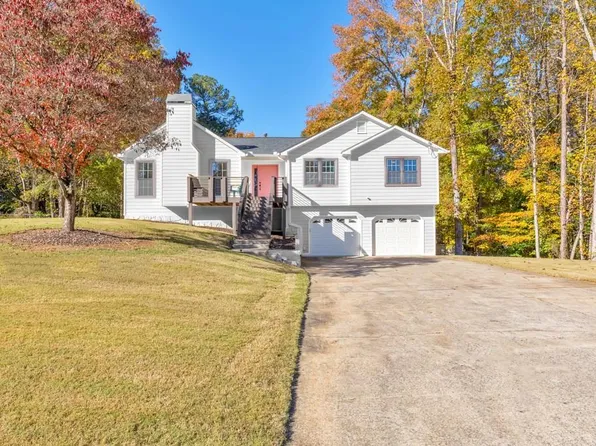 1095 Ashlin Dr, Woodstock, GA 30188