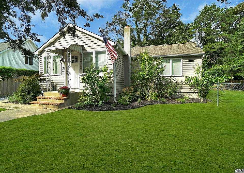 1st image of 174 Woodside Dr