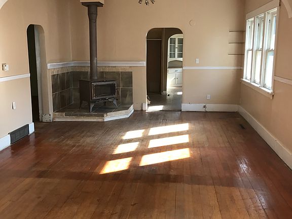 2nd image of 1603 Idaho Ave