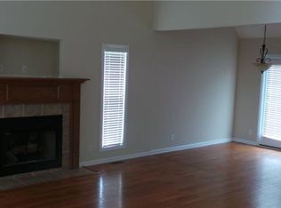 418 River Heights Dr, Clarksville, TN 37040