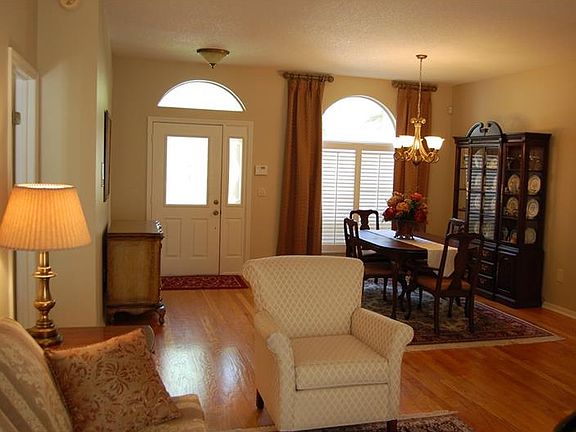 4th image of 9404 Hunters Pond Dr