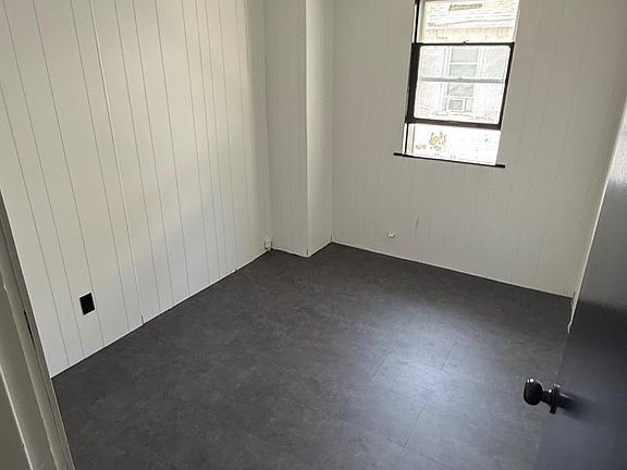3rd image of 227 Florida Ave