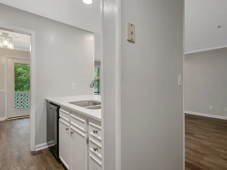 295 Warton Ln #7 — Photo 21