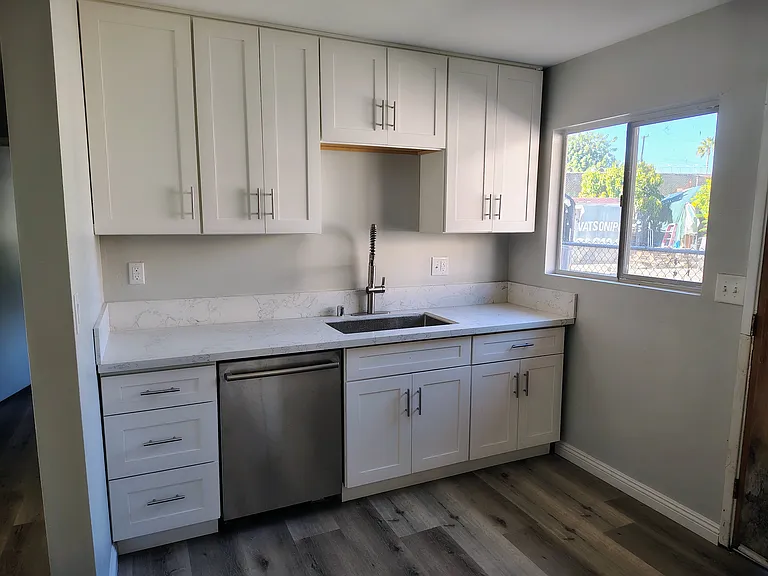 509 E Truslow Ave — Photo 14
