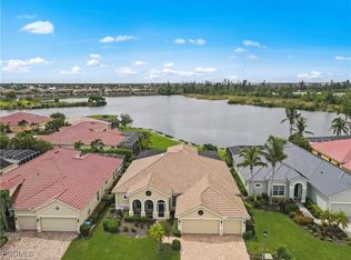 2632 Fairmont Cove Ct, Cape Coral, FL 33991
