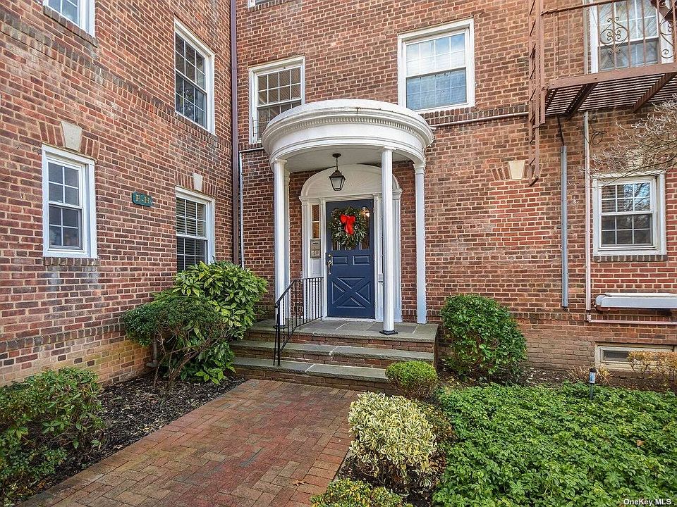 8 Welwyn Road UNIT 3F, Great Neck, NY 11021 Zillow